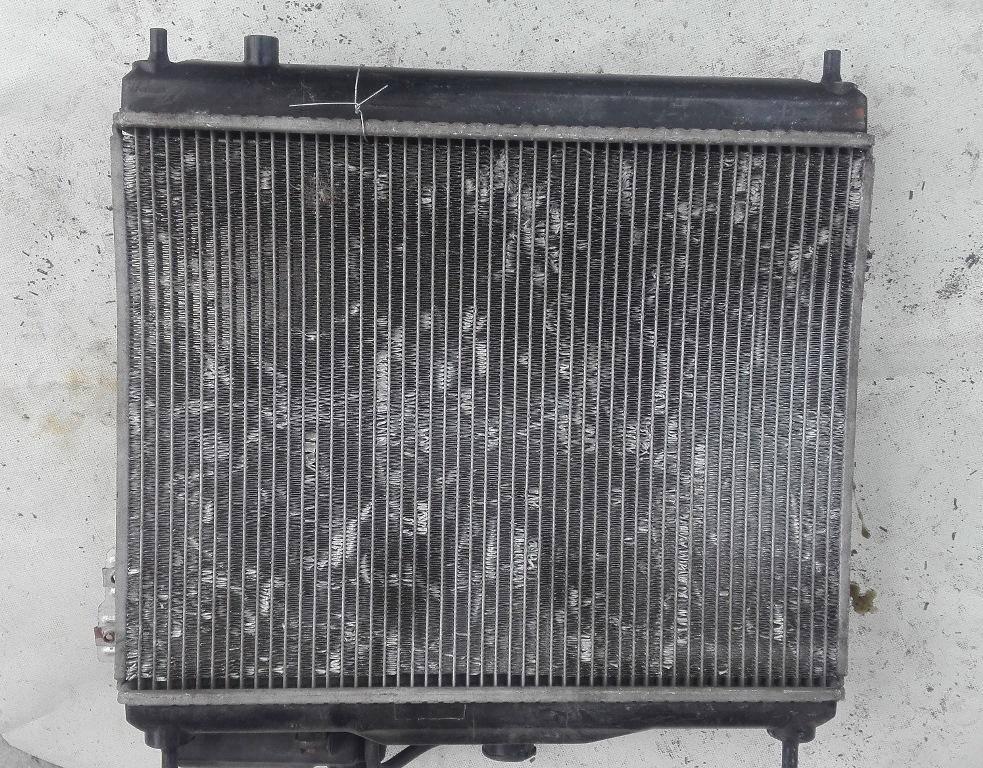 Радиатор охлаждения двигателя AP-0011677982