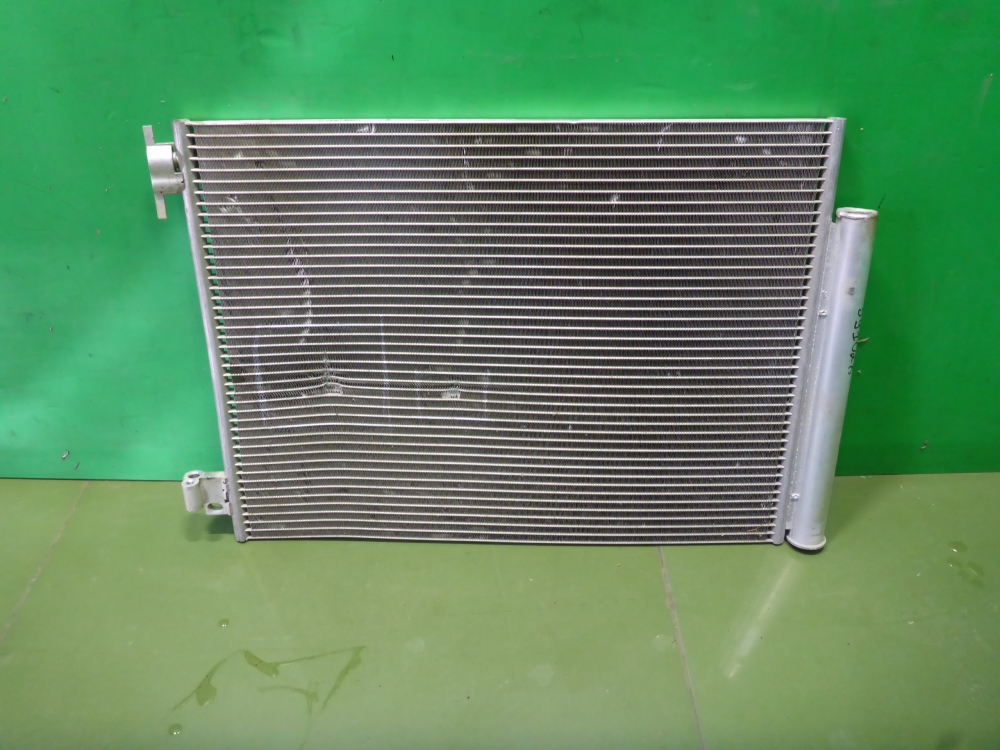 Радиатор кондиционера (конденсер) AP-0012973585