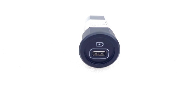 Адаптер прикуривателя USB AP-0013217867