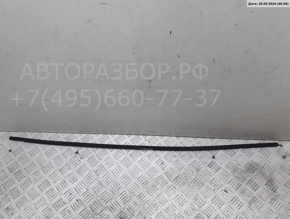 Накладка стекла переднего правого AP-0013709127