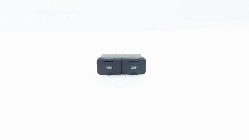 Адаптер прикуривателя USB AP-0014352379