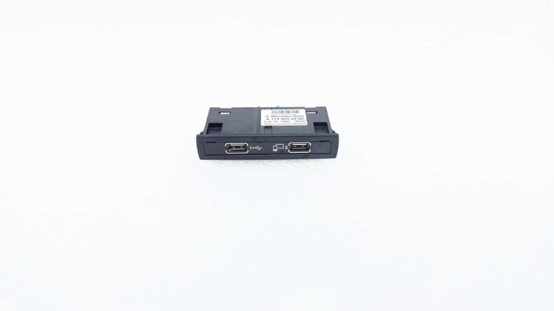 Адаптер прикуривателя USB AP-0014470047