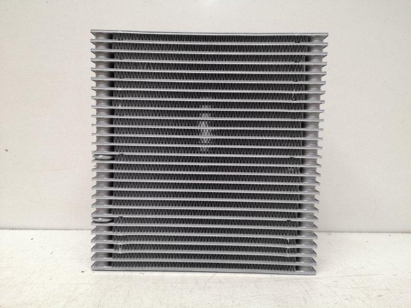 Радиатор масляный(теплообменник) AP-0014702357