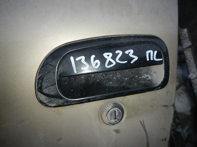 Ручка двери передней наружная левая AP-0000400496