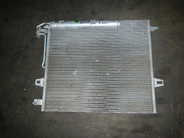 Радиатор кондиционера (конденсер) AP-0000418364