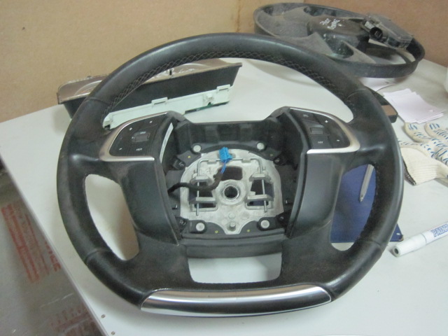 Рулевое колесо (руль) AP-0000432578
