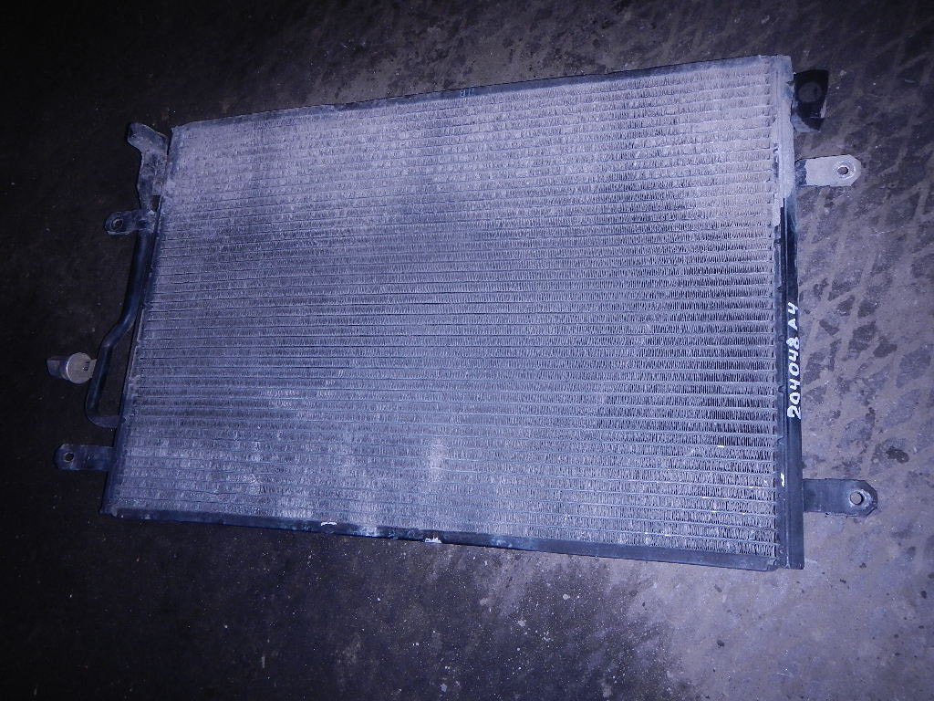 Радиатор кондиционера (конденсер) AP-0000437613