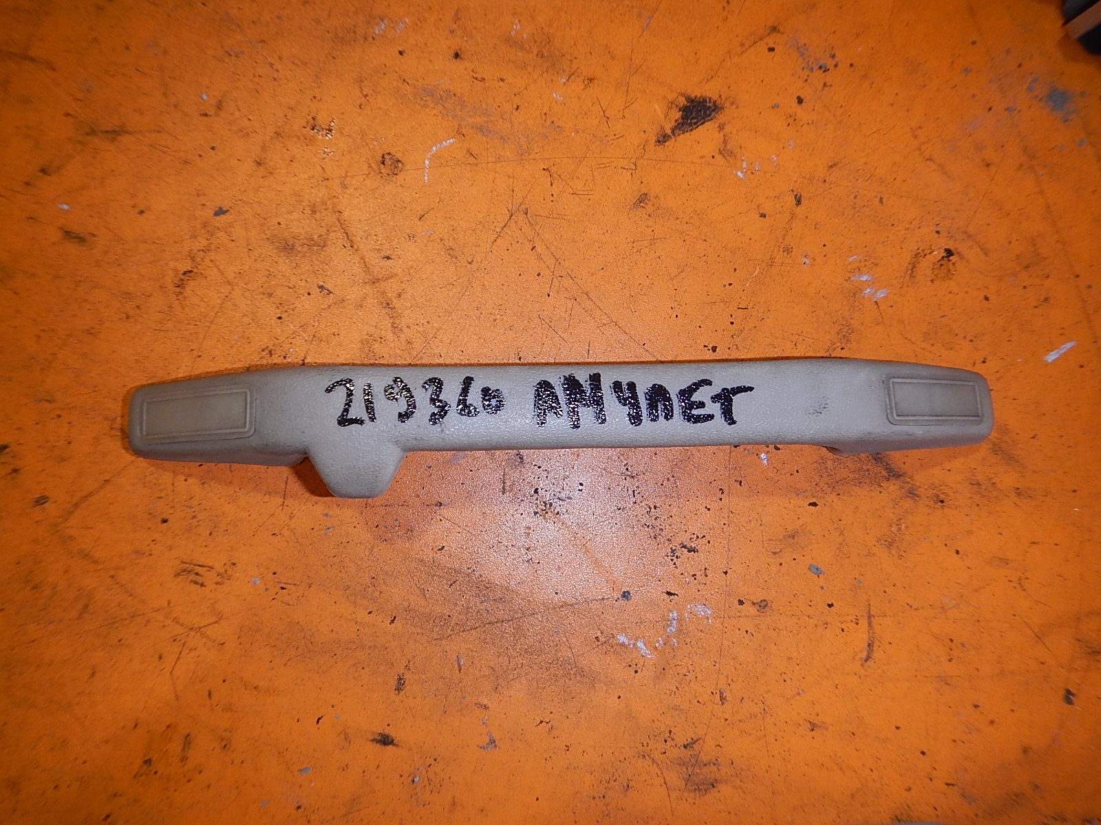 Ручка внутренняя потолочная AP-0001278633