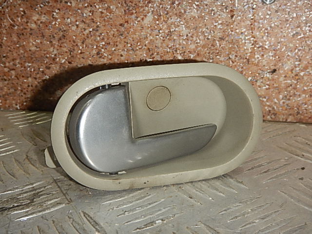 Ручка двери внутренняя левая AP-0002210661