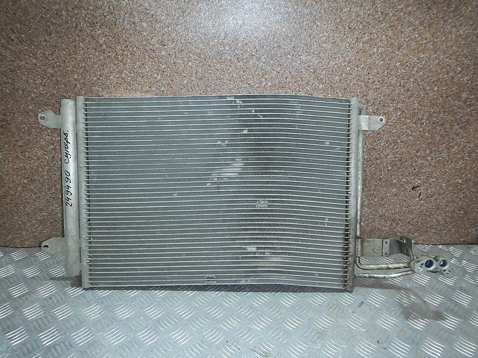 Радиатор кондиционера (конденсер) AP-0002305242