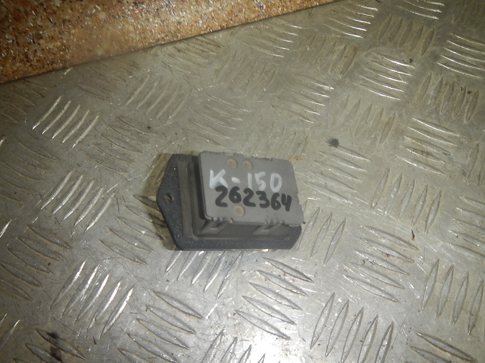 Резистор отопителя AP-0002601953