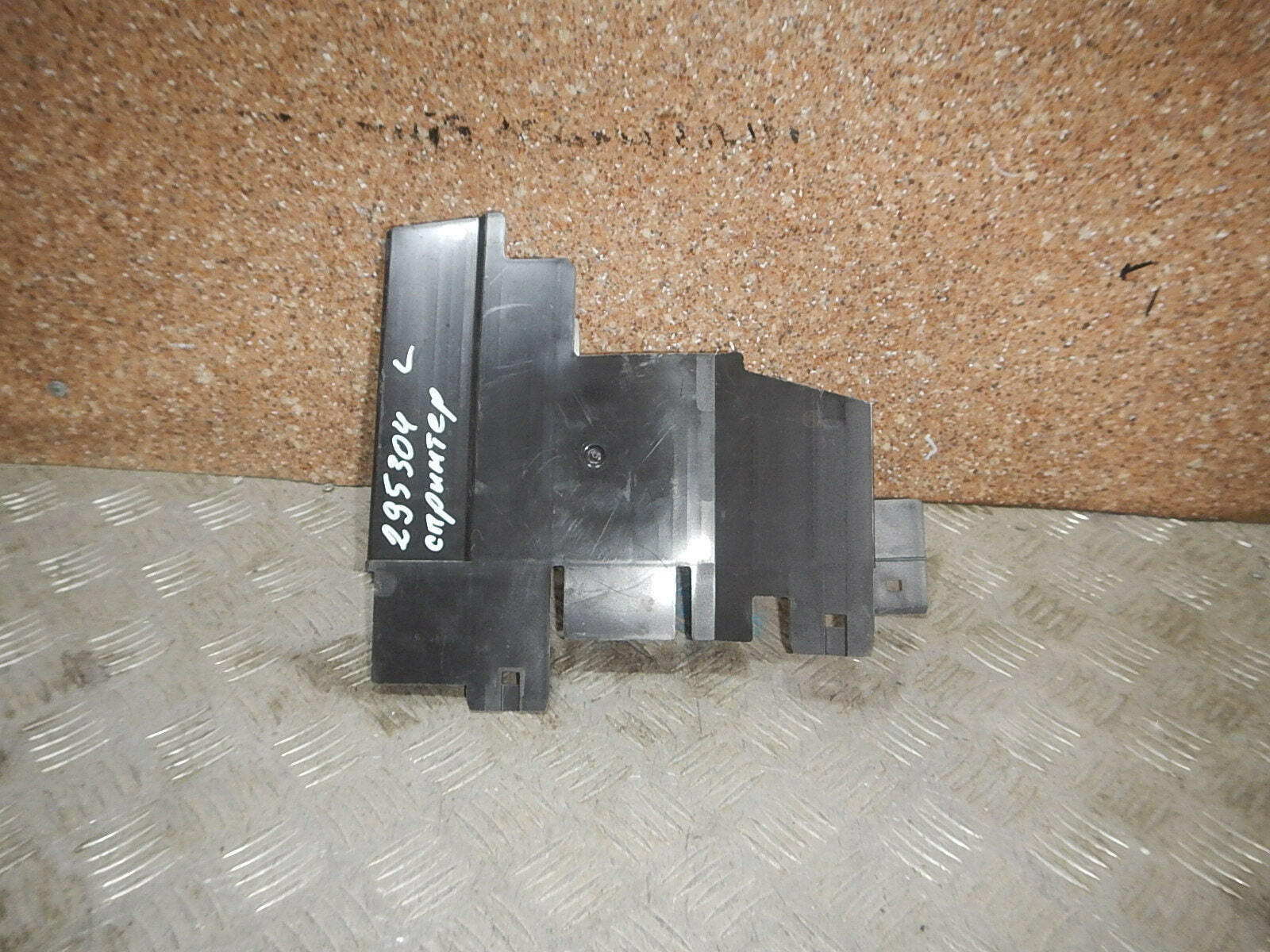 Воздуховод радиатора левый AP-0003541230