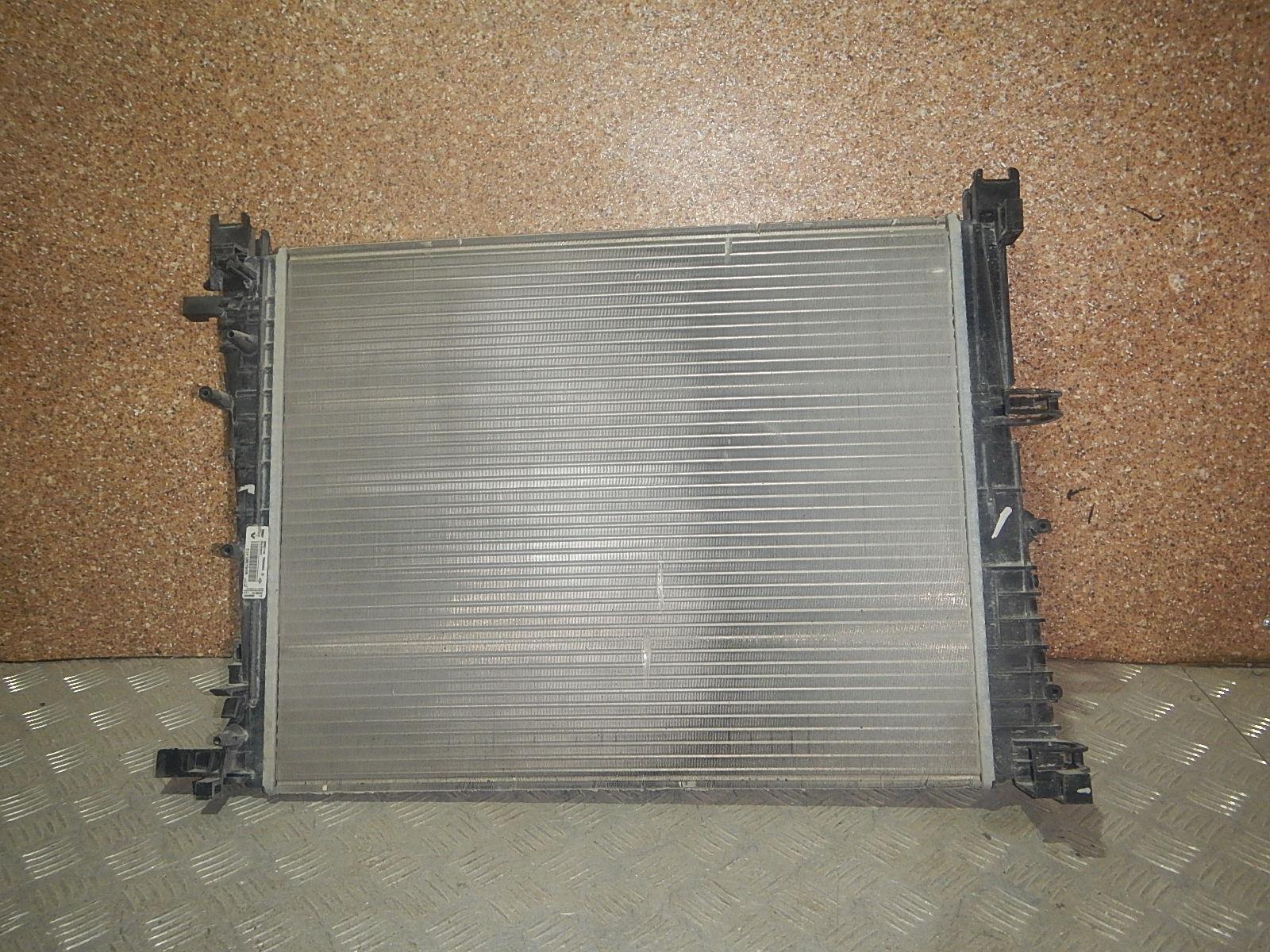 Радиатор охлаждения двигателя AP-0009944174