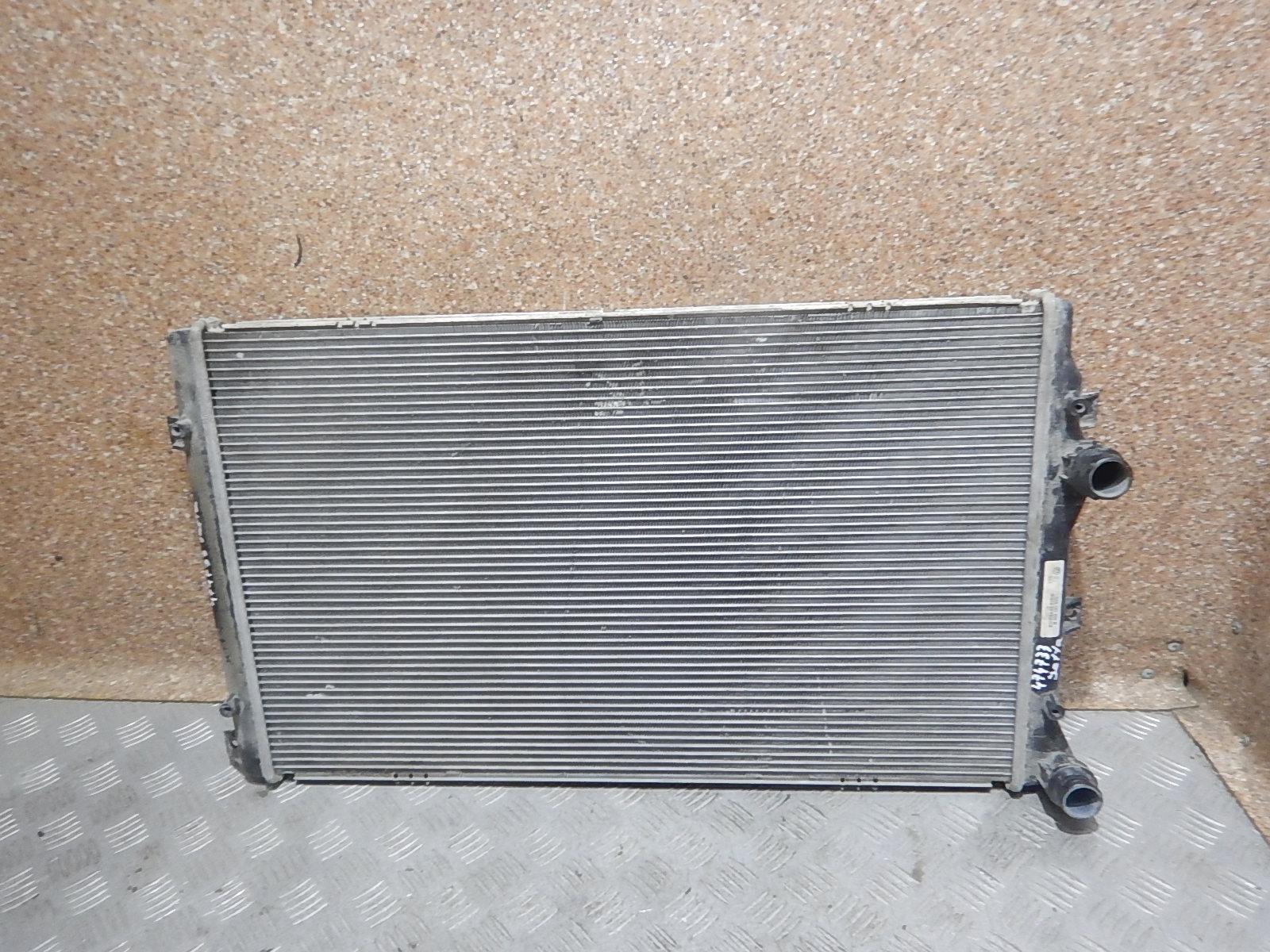 Радиатор охлаждения двигателя AP-0011632903