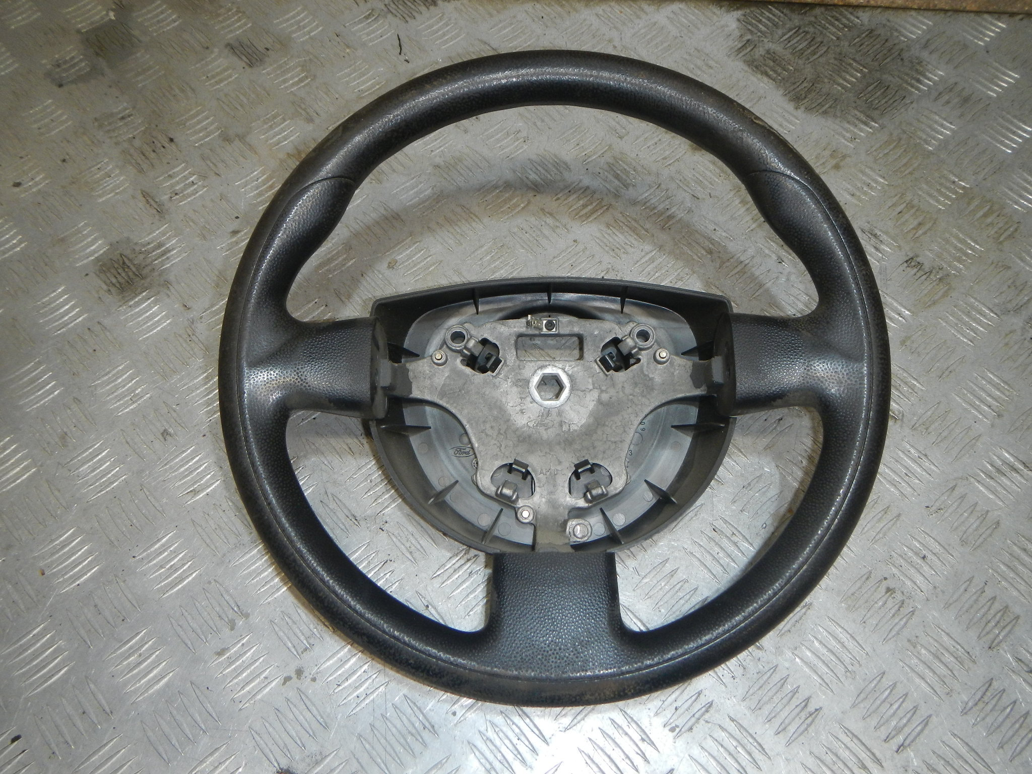 Рулевое колесо (руль) AP-0013355732