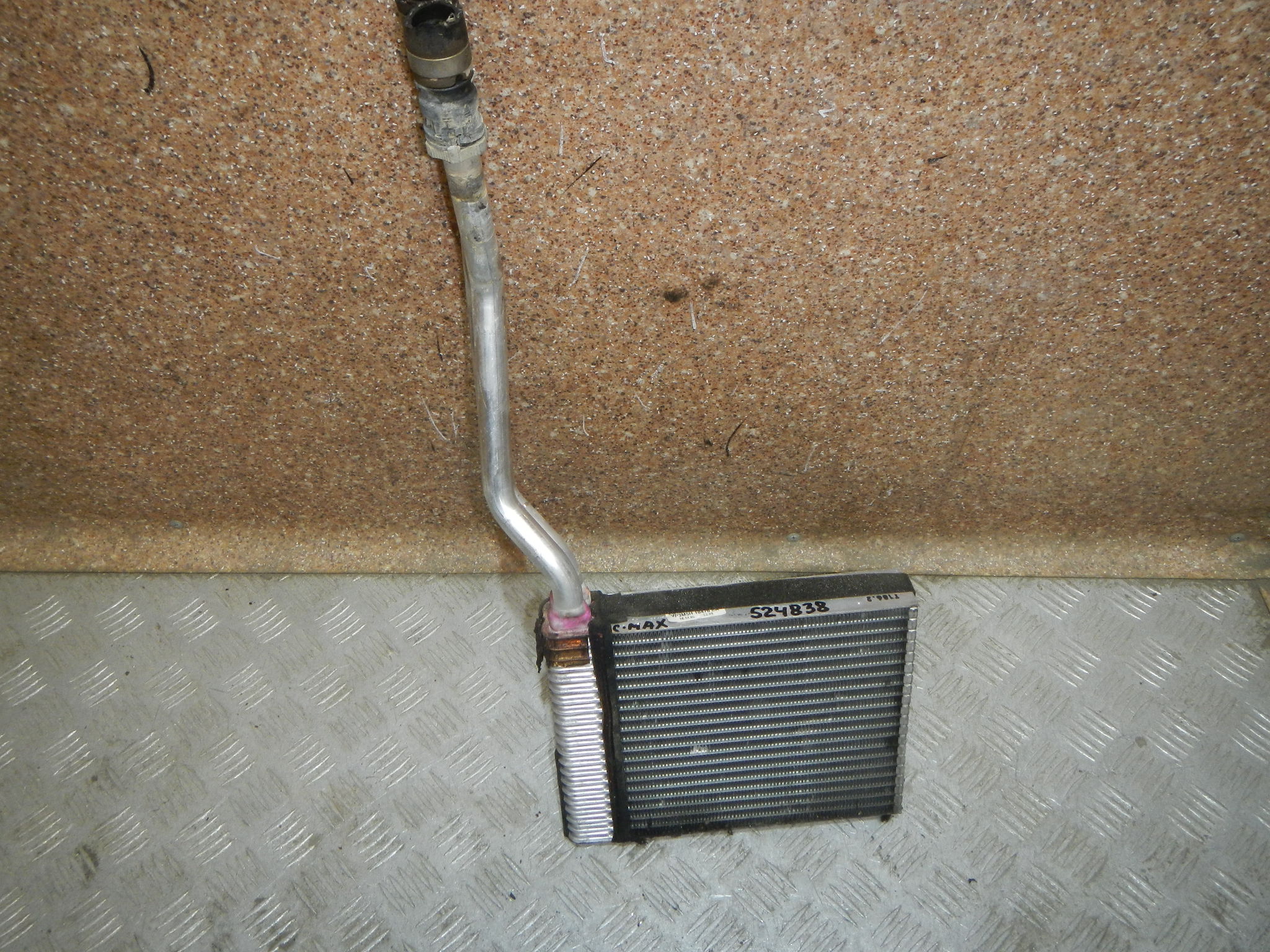 Радиатор отопителя AP-0013566216