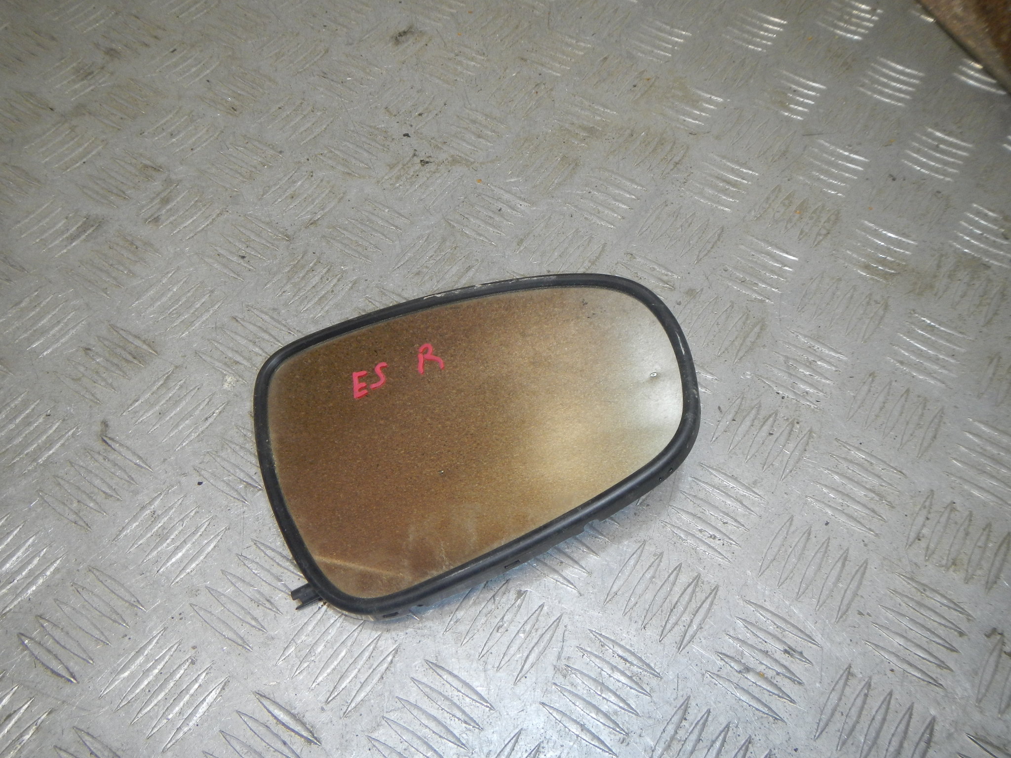 Стекло зеркала электрического правого AP-0013602325