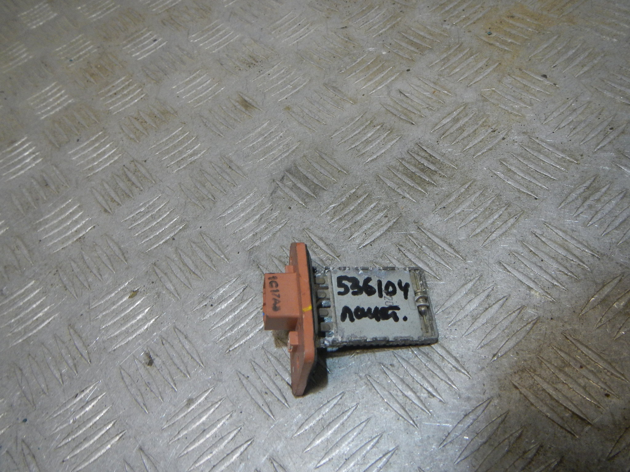 Резистор отопителя AP-0013973064