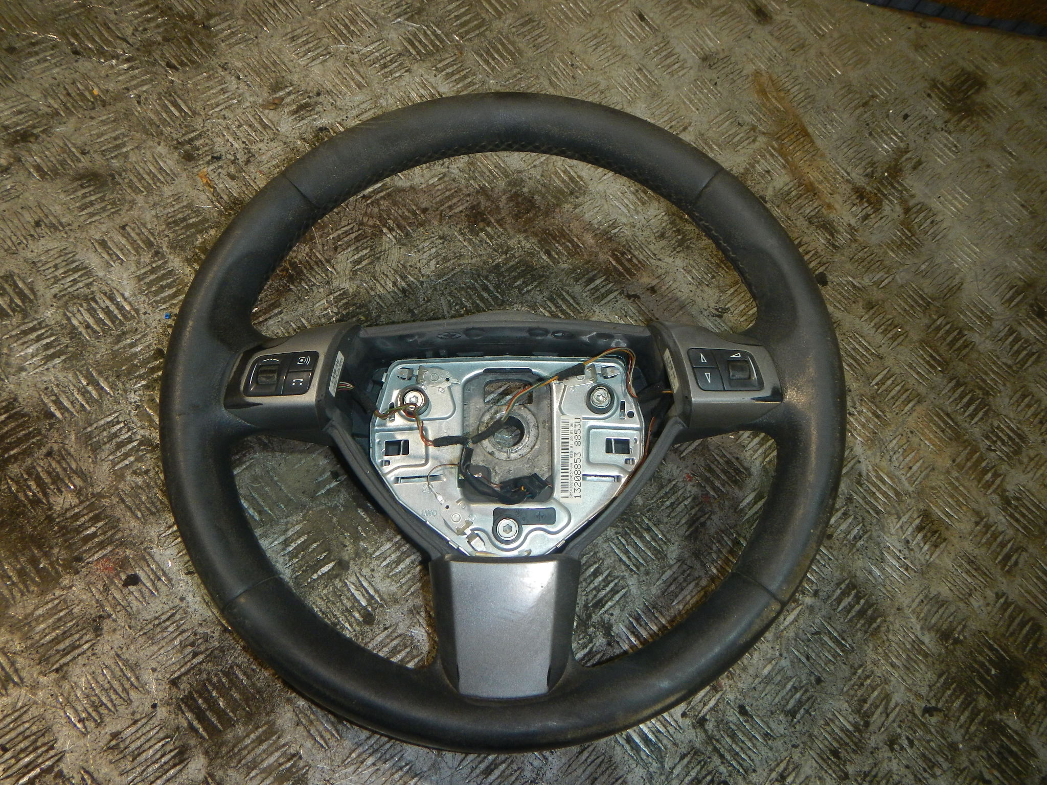 Рулевое колесо (руль) AP-0014043108