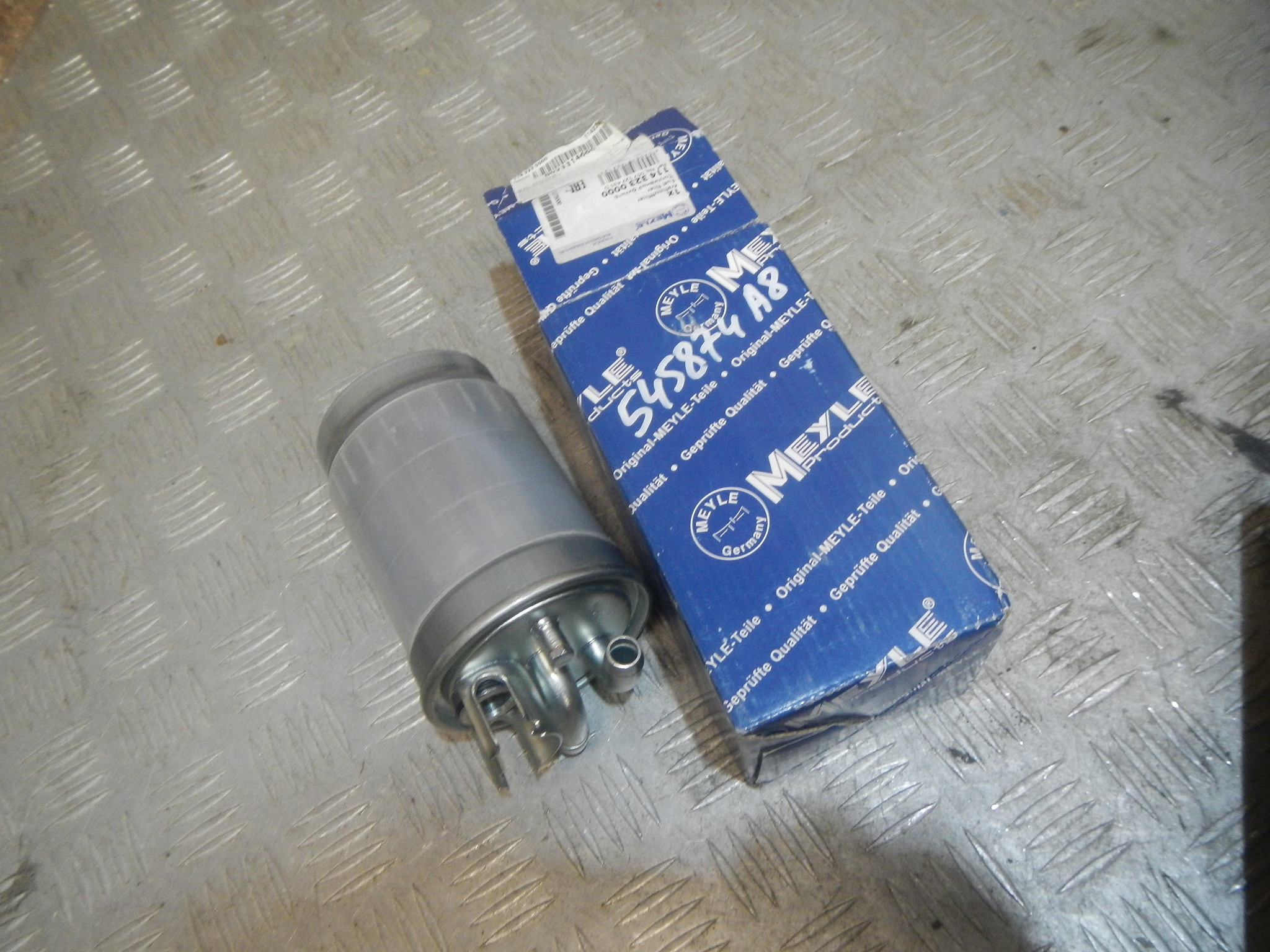 Фильтр топливный AP-0014366432