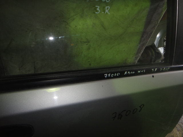 Накладка стекла заднего правого AP-0000462115