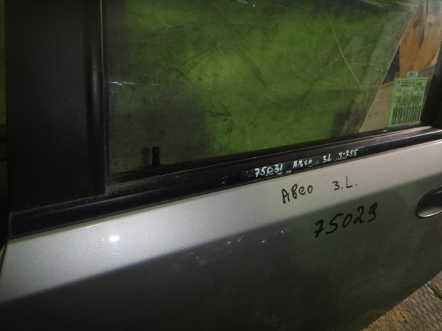 Накладка стекла заднего левого AP-0000469384