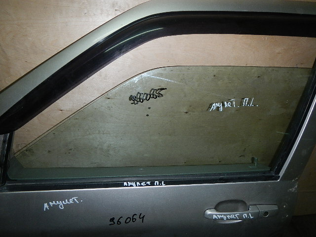 Стекло двери передней левой AP-0000461947