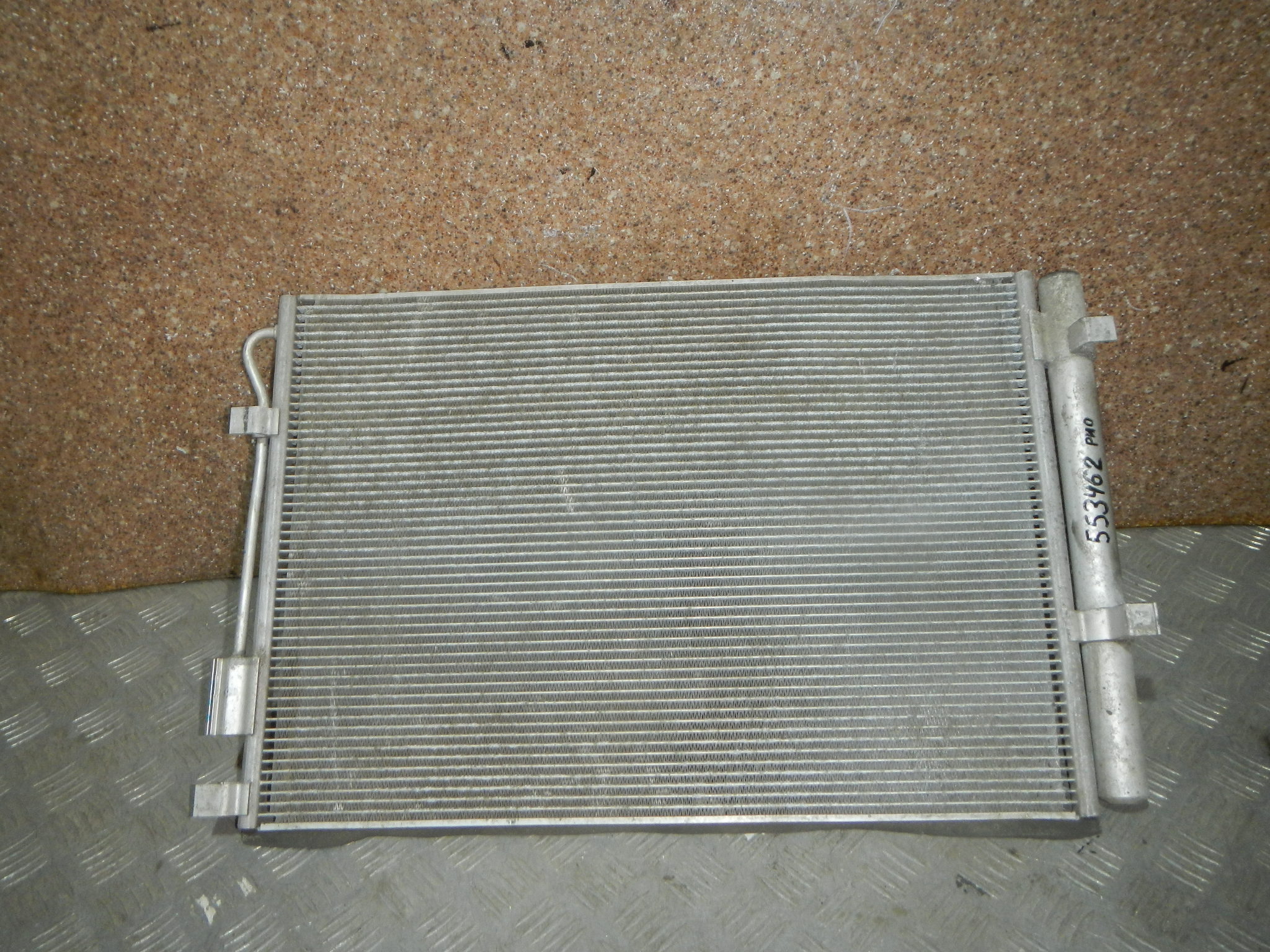 Радиатор кондиционера (конденсер) AP-0014769148