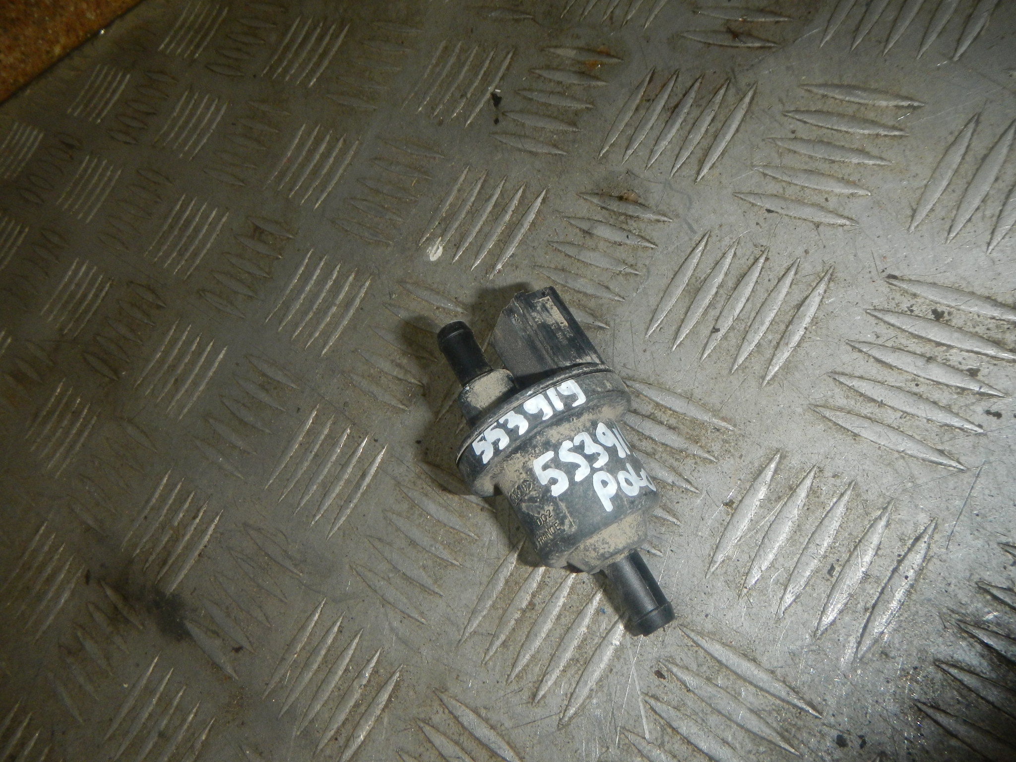 Клапан вентиляции топливного бака AP-0014771448
