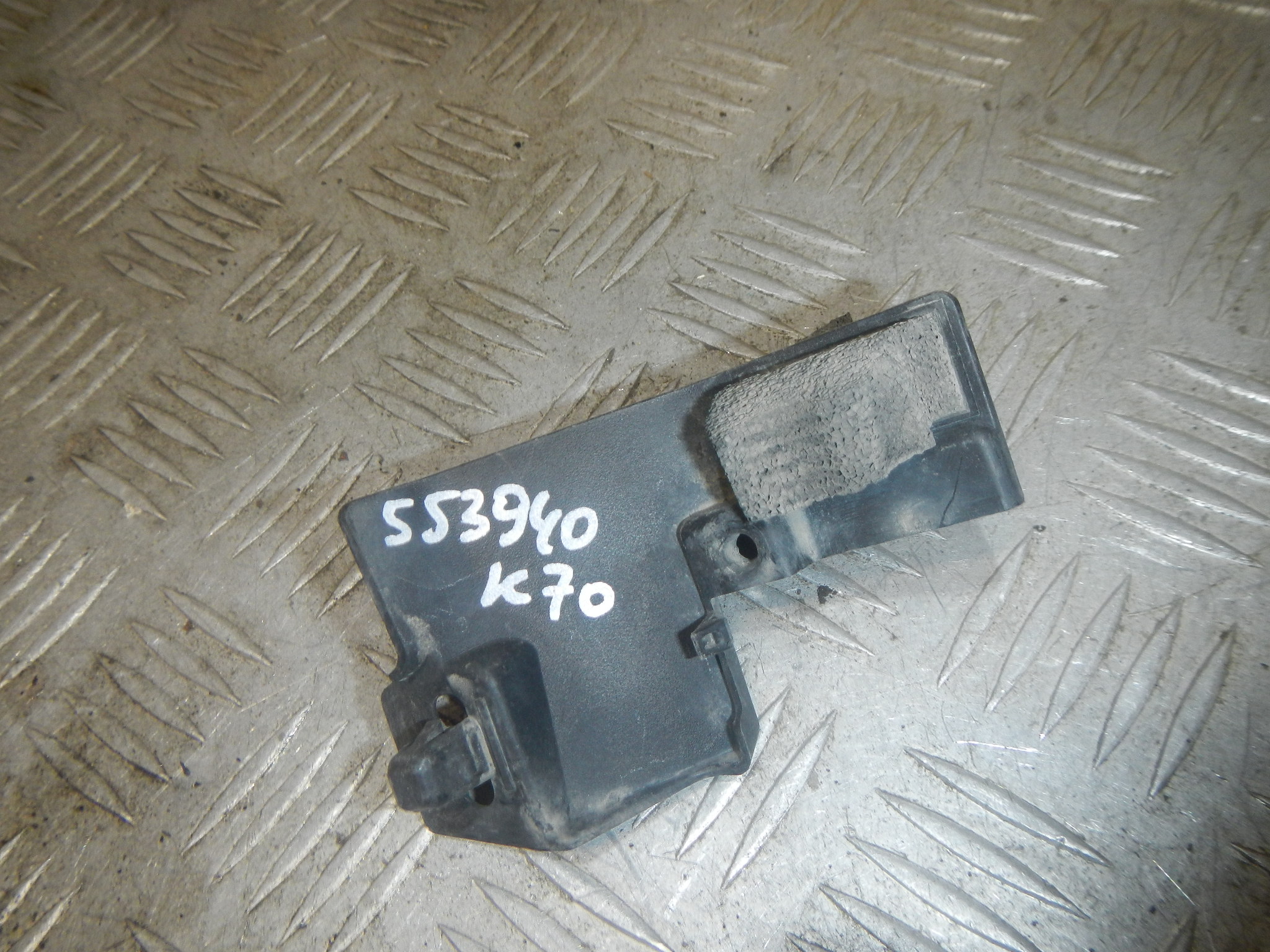 Кронштейн решетки радиатора AP-0014771478