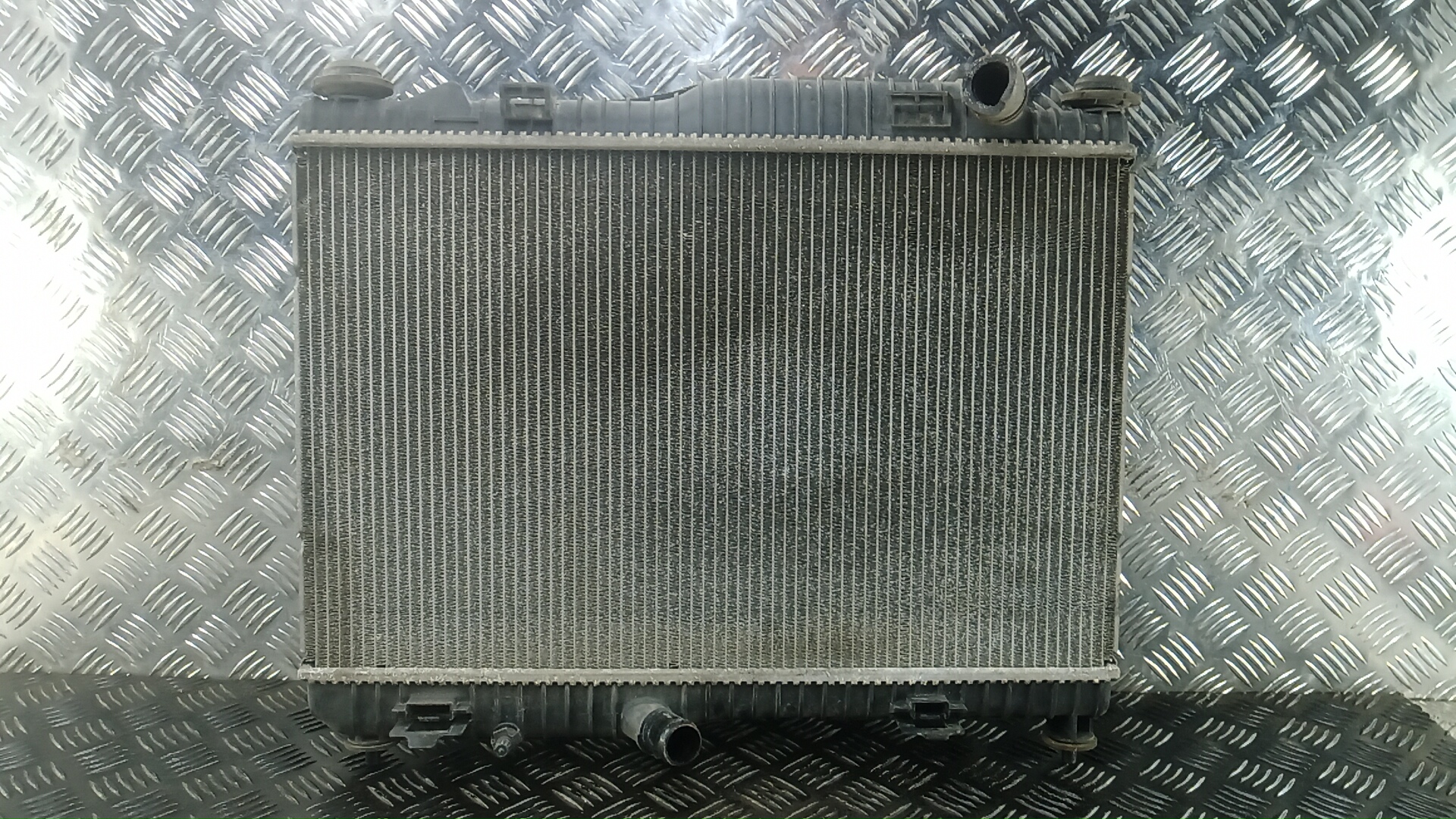 Радиатор охлаждения двигателя AP-0014987007