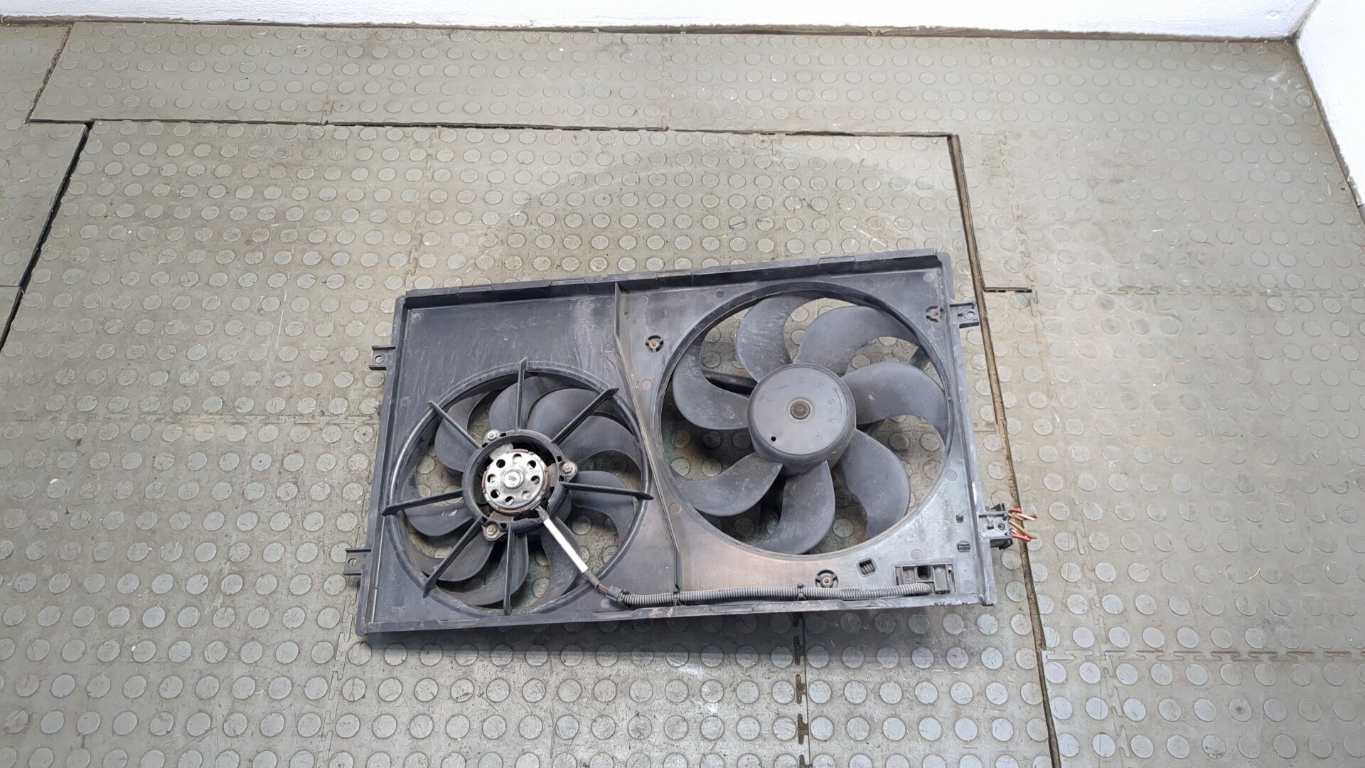 Вентилятор радиатора AP-0015149333